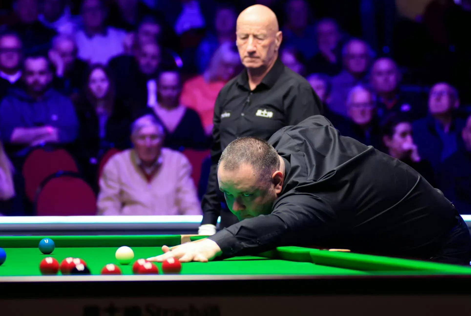 把他放在更 把他放在更